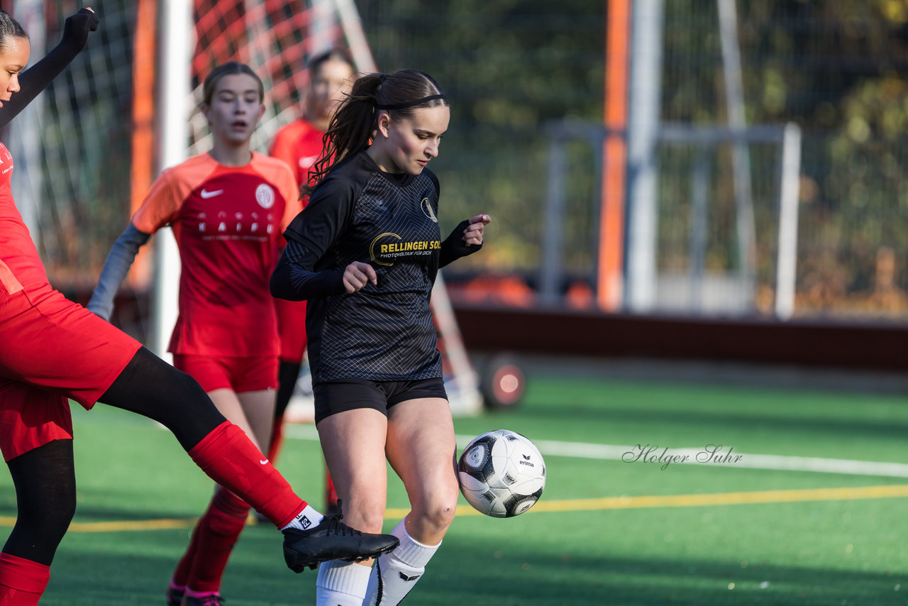 Bild 359 - wBJ VfL Pinneberg2 - Eimsbuttler TV 3 : Ergebnis: 5:0